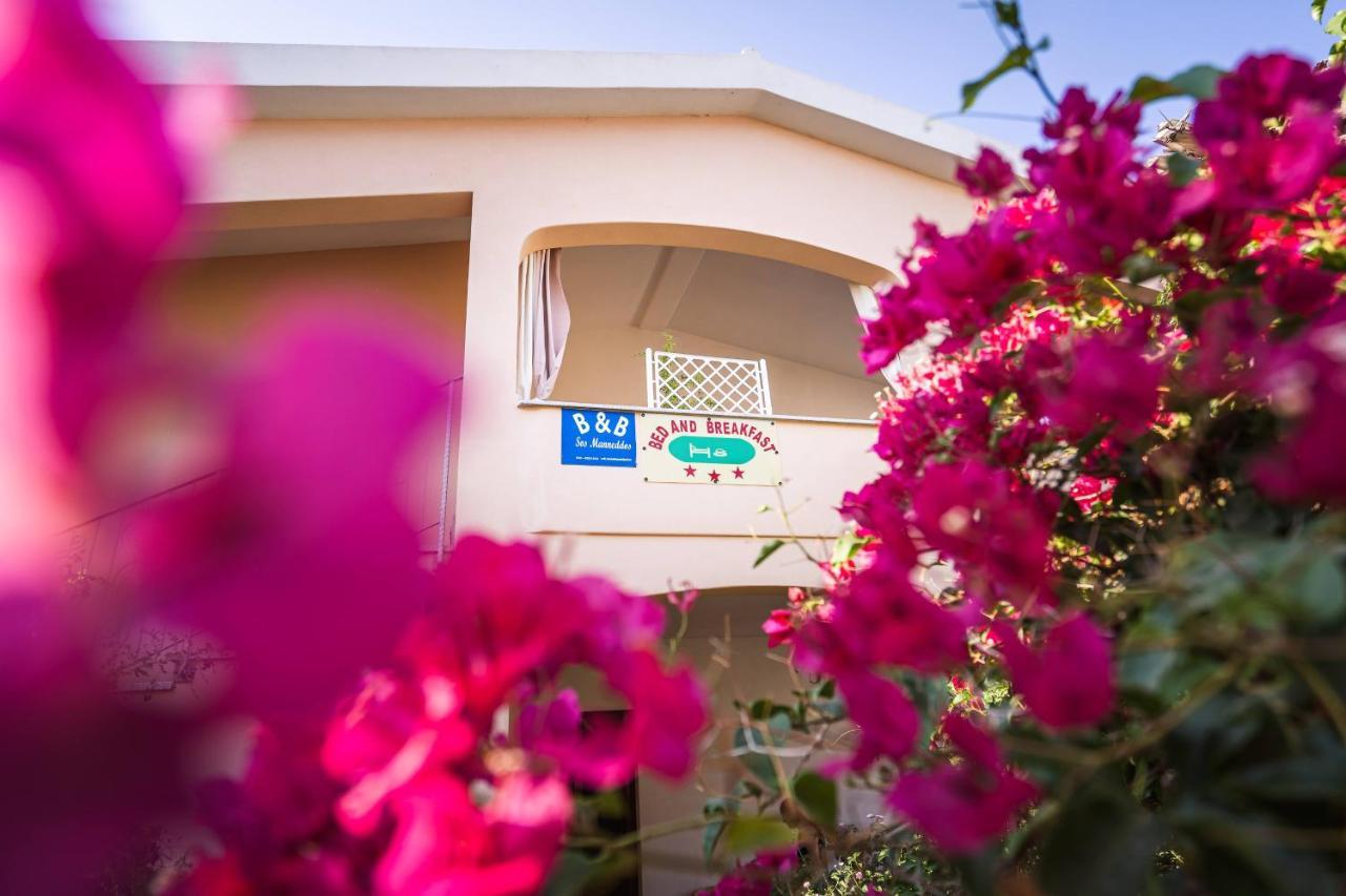 B&B Sos Manneddos Posada  Exterior foto